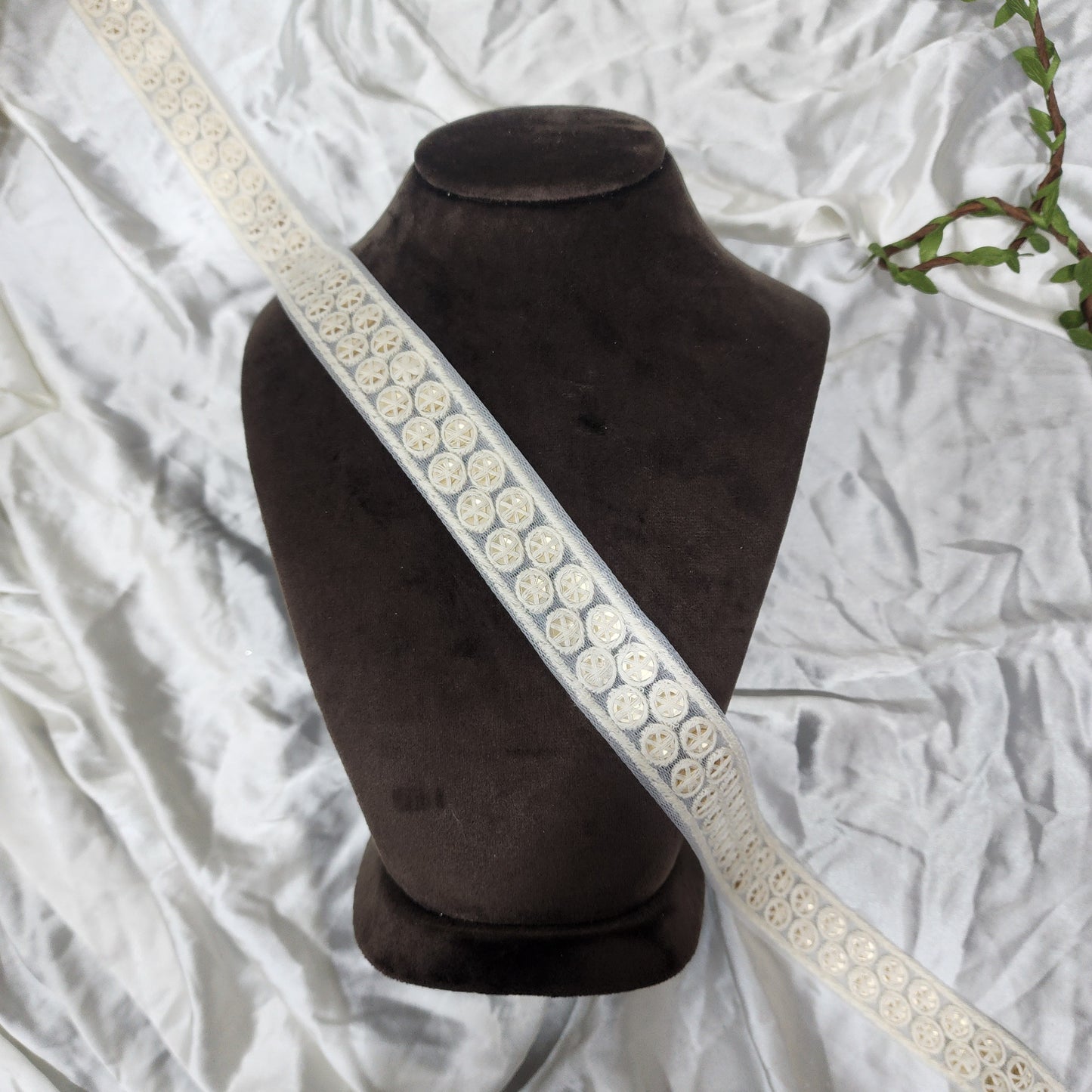 Chikankari Elegant Lace Border