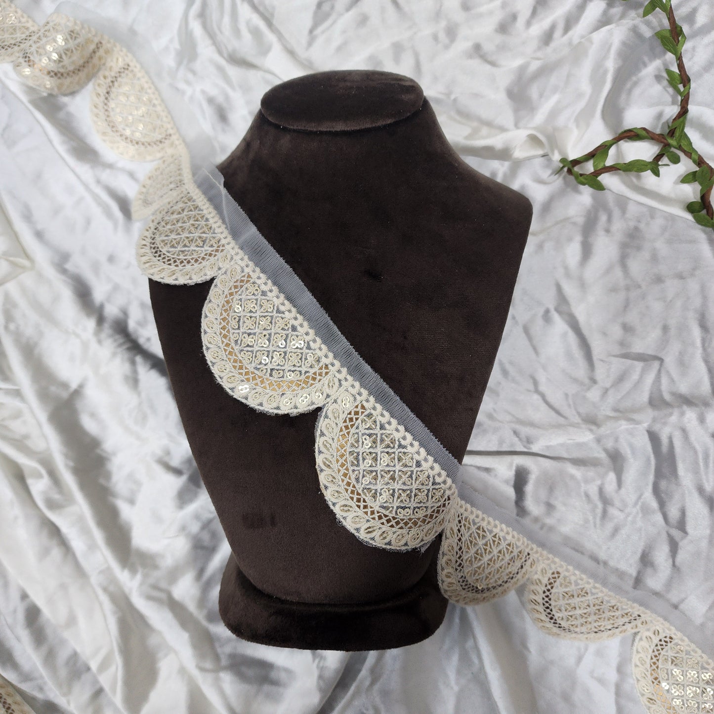 Geometric Cutwork Embroidered Lace Border
