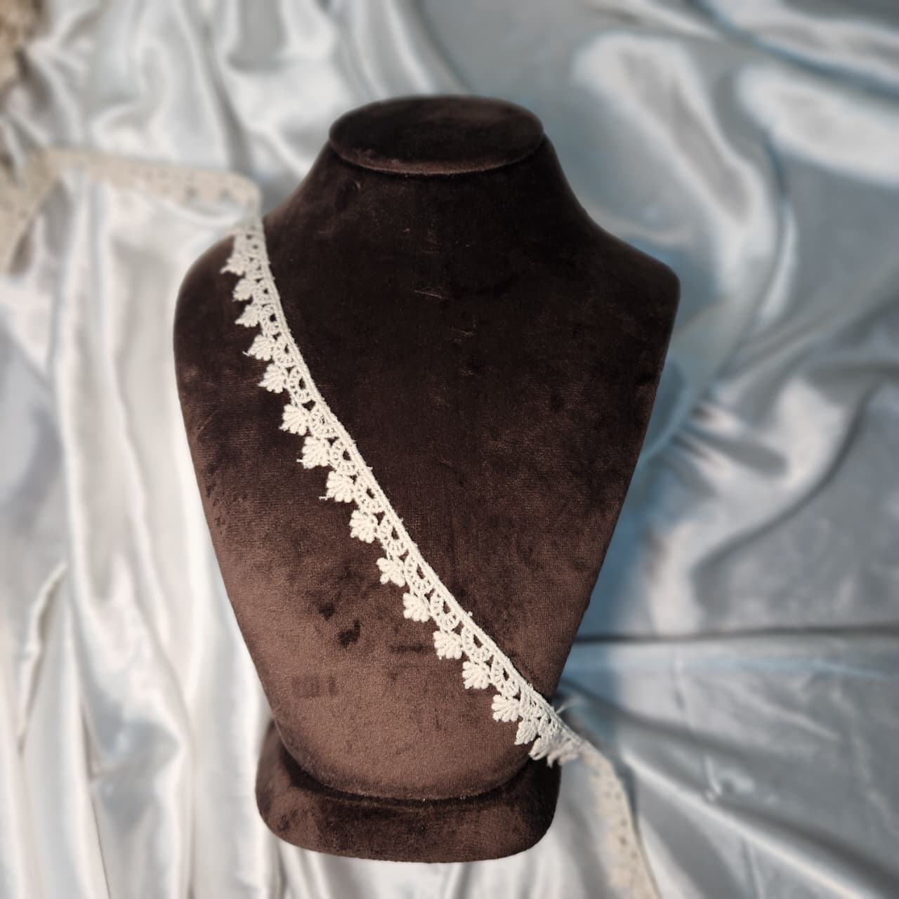 Delicate Off-White Cotton Border Lace