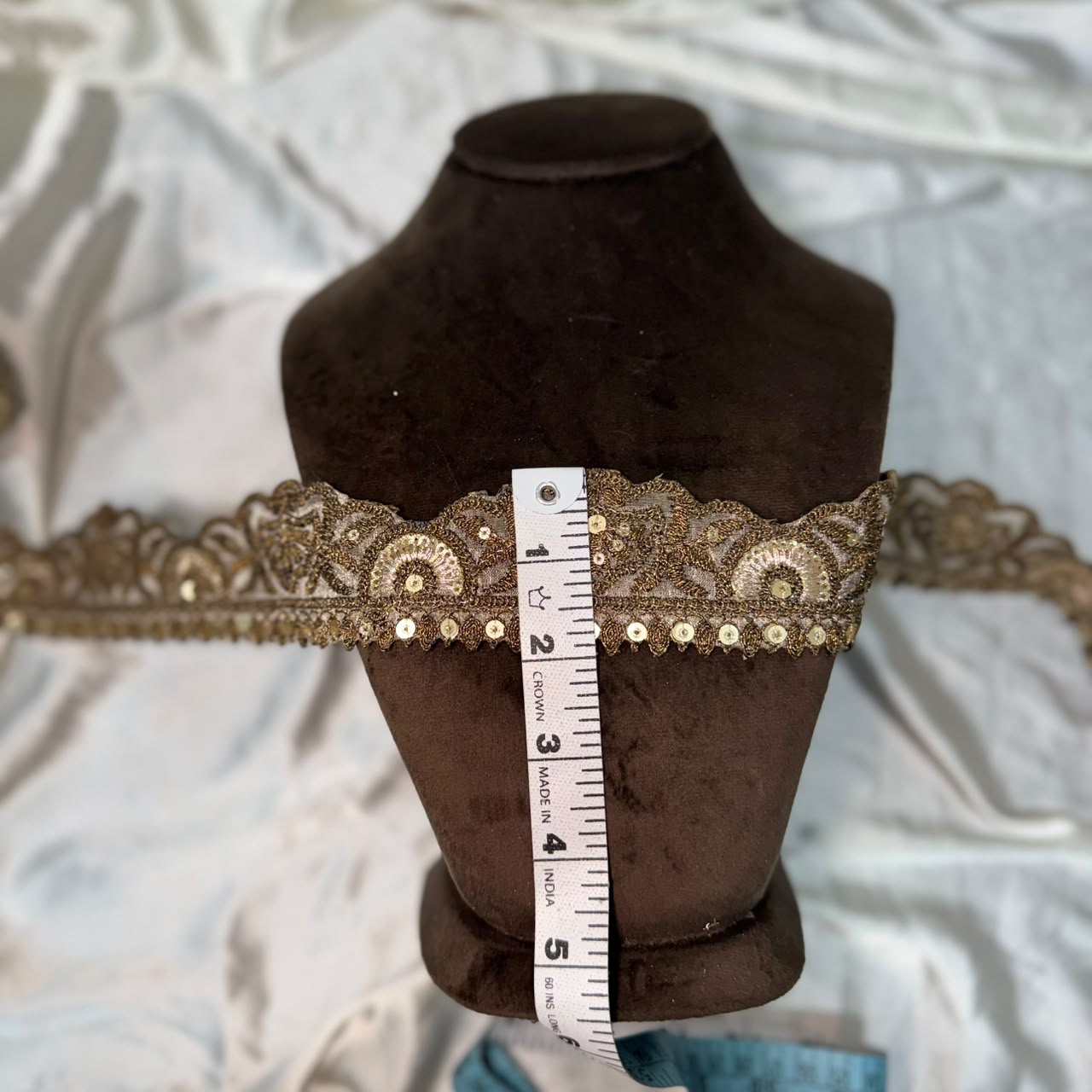Premium Scalloped Machine work Embroidered Lace Border