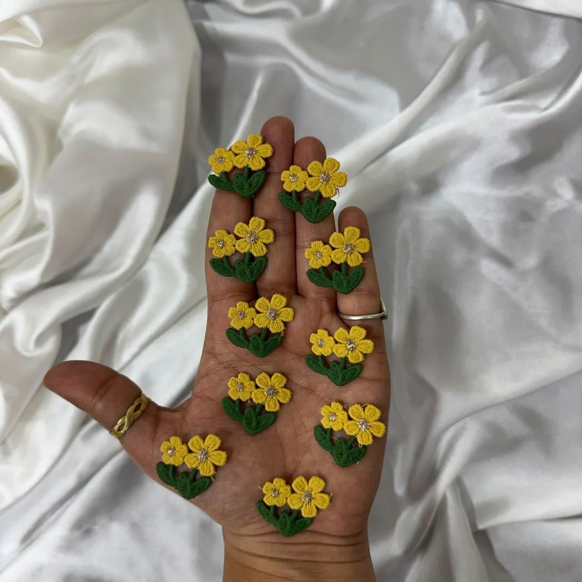 Premium Floral Embroidered Dress Patch (10 Pieces)