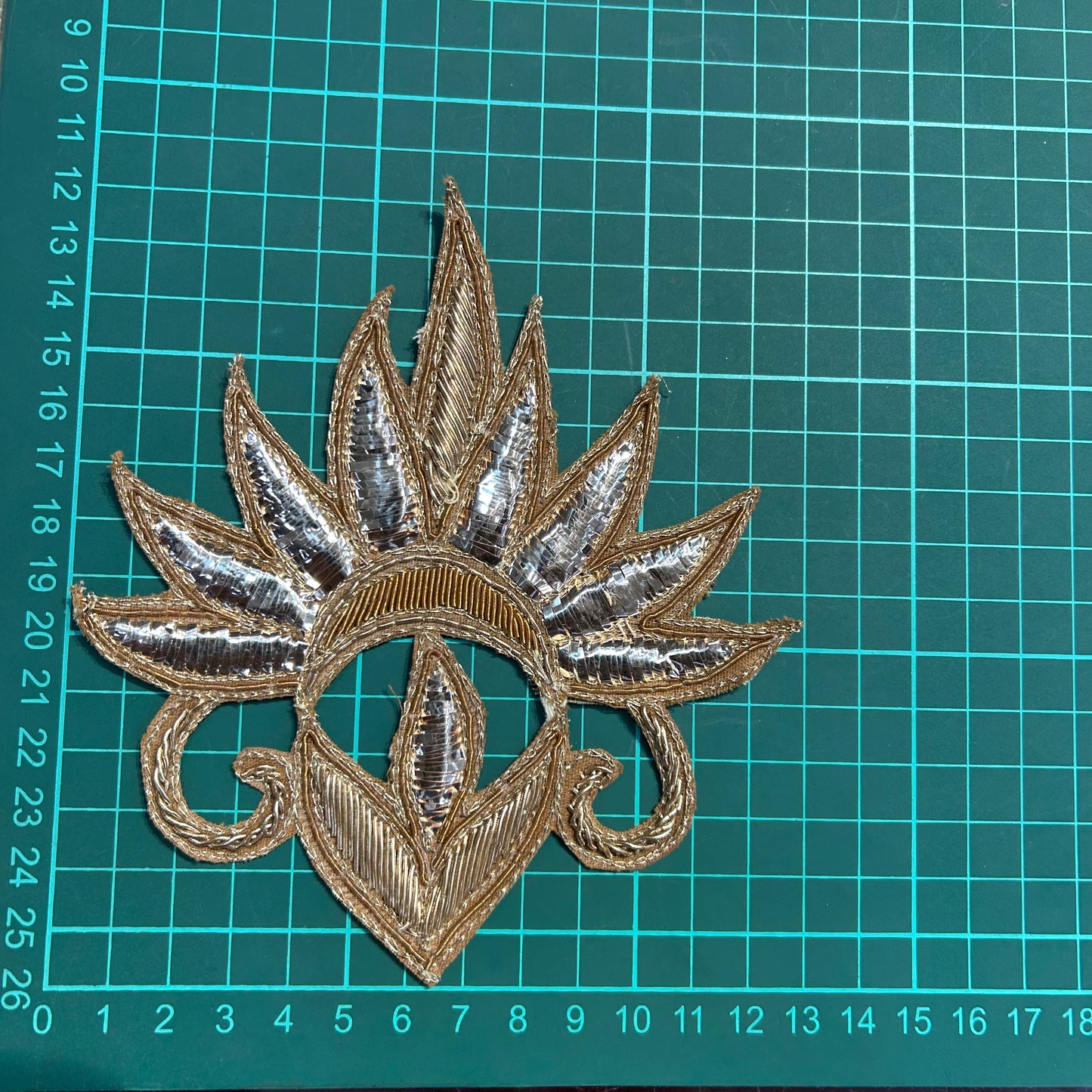 Handwork patch with Mukaish and Dabka work