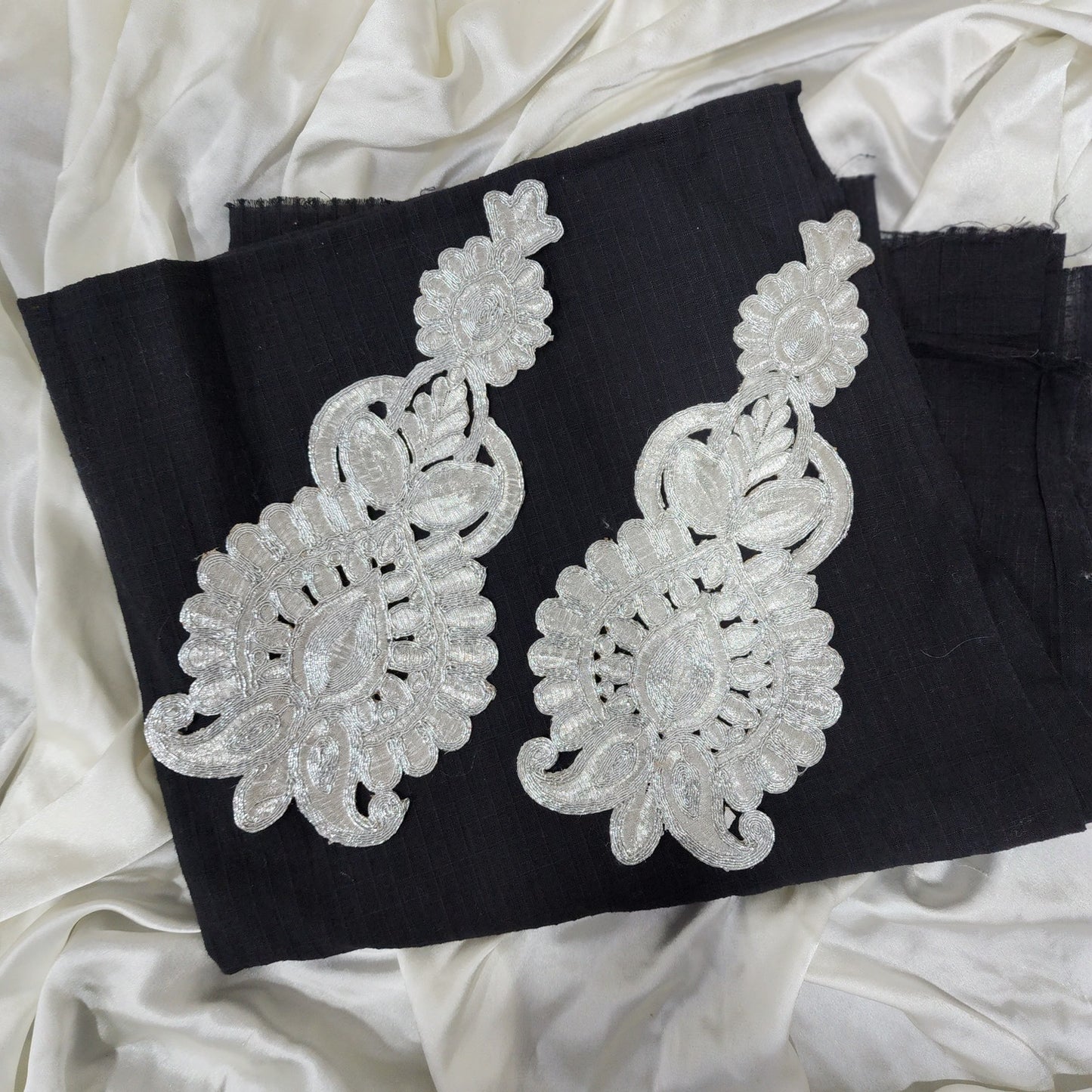 Pack of 2 Silver color Zari work Patch Applique