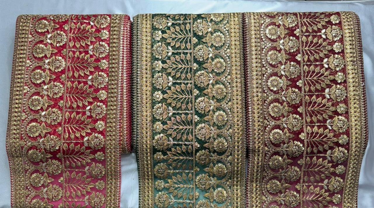 Rich, traditional aesthetic with a royal appeal
