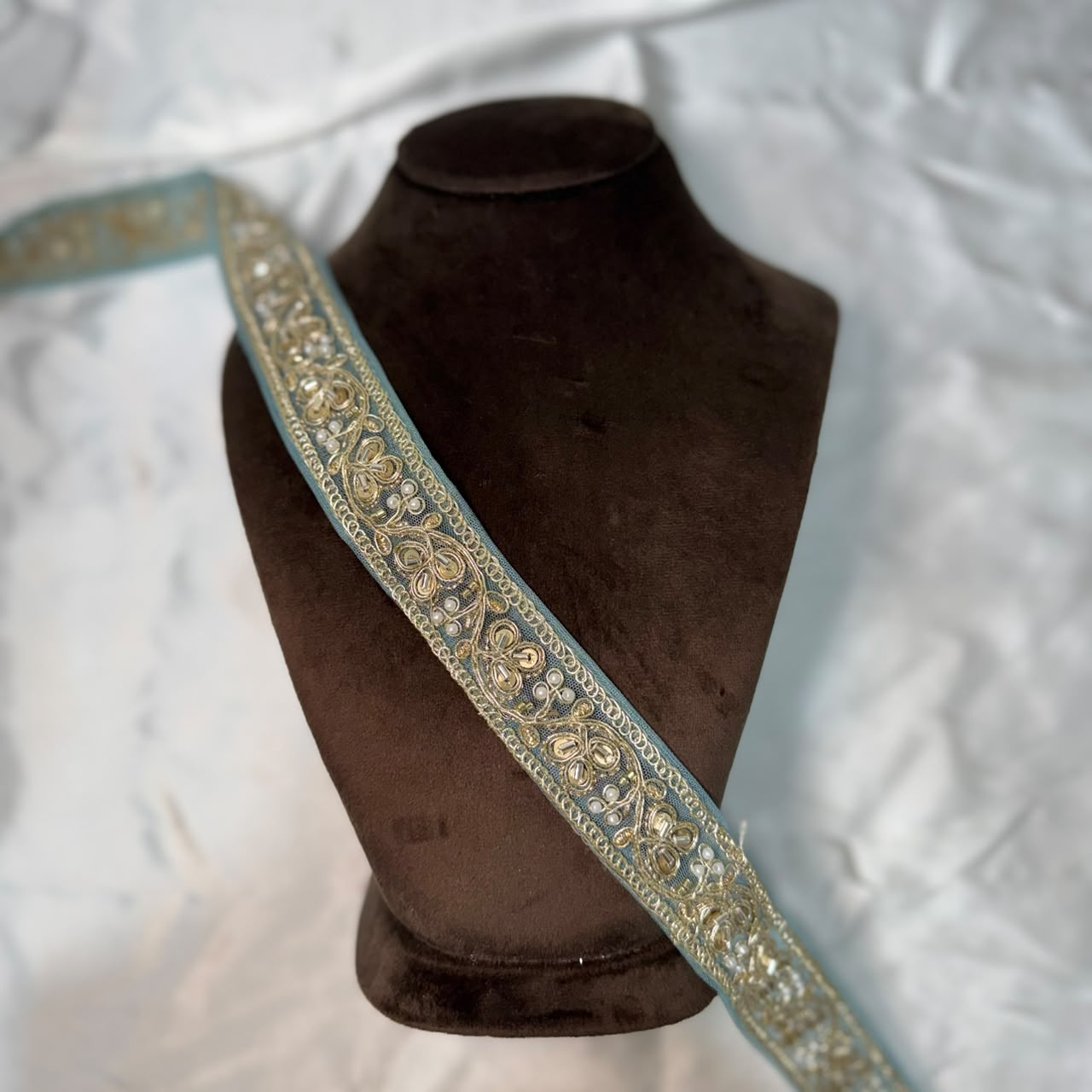 Royal Floral Gold Embroidery Lace Border