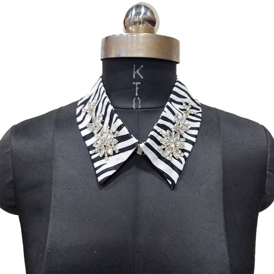 Black, White Fancy Stonework collar with back button