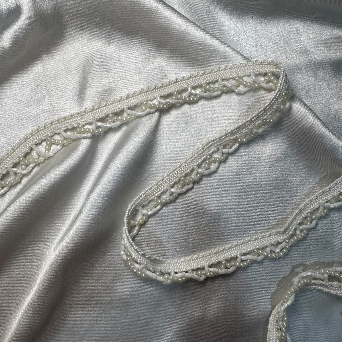Classic Loop Pattern Beaded Lace