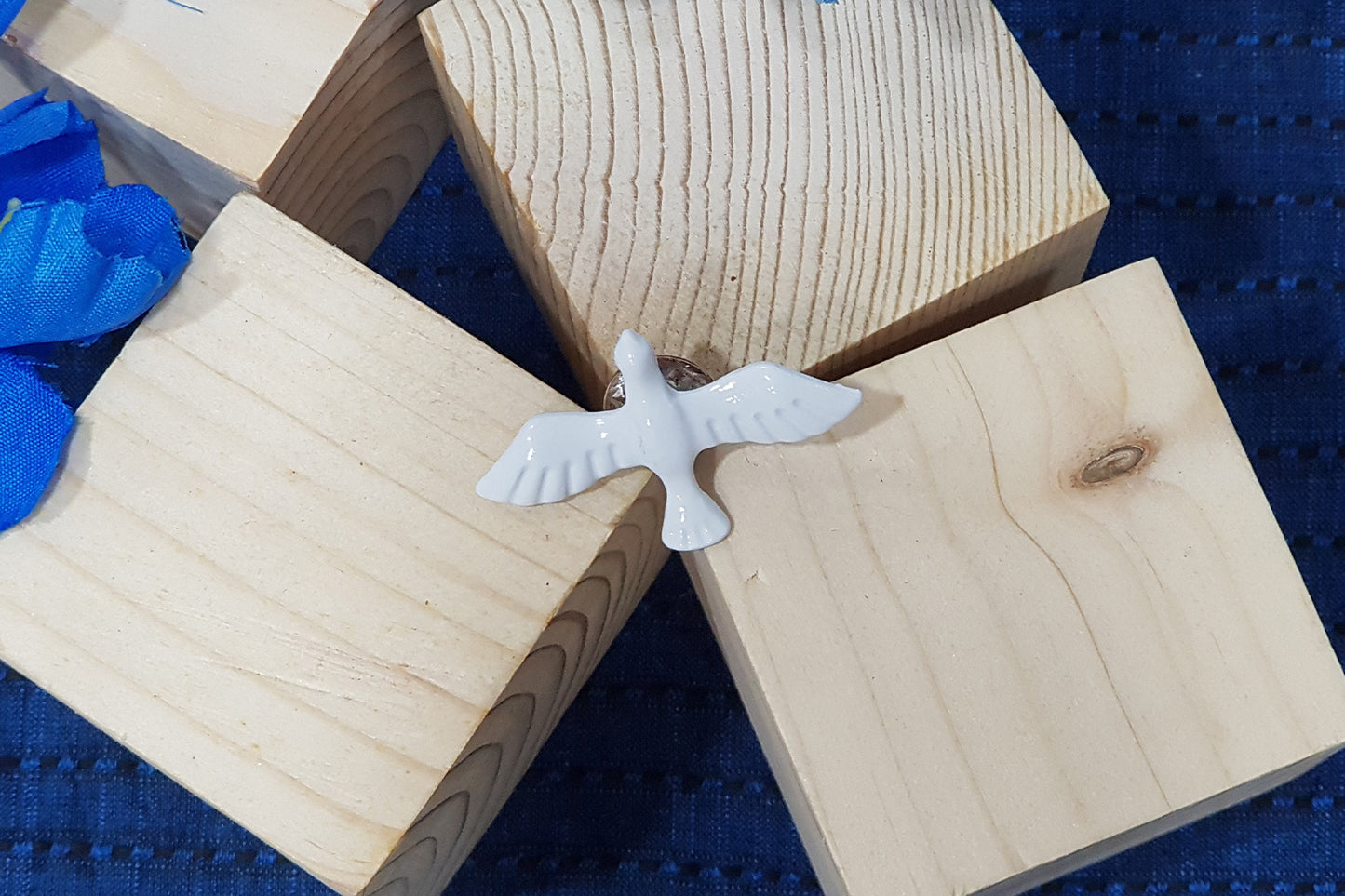 White Bird Designer Brooch/Lapel Pin 1 piece