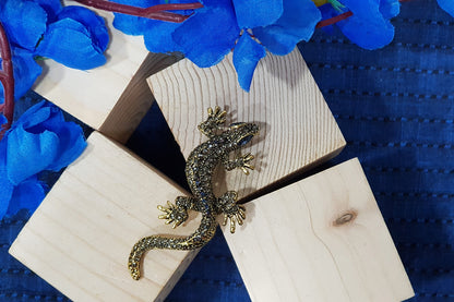 Antique Lizard Designer Brooch/Lapel Pin Package of 1 piece
