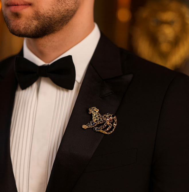 Premium Golden Color Leopard Design Brooch Lapel Pin with back pin