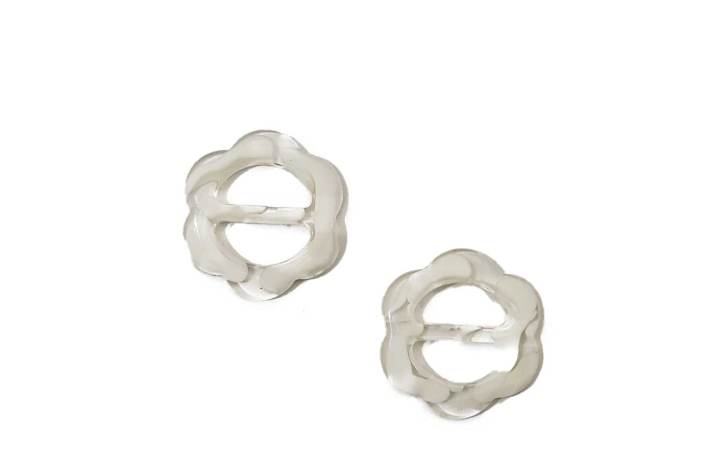 White Printed Flower Shape Plastic Buckles 4 pcs