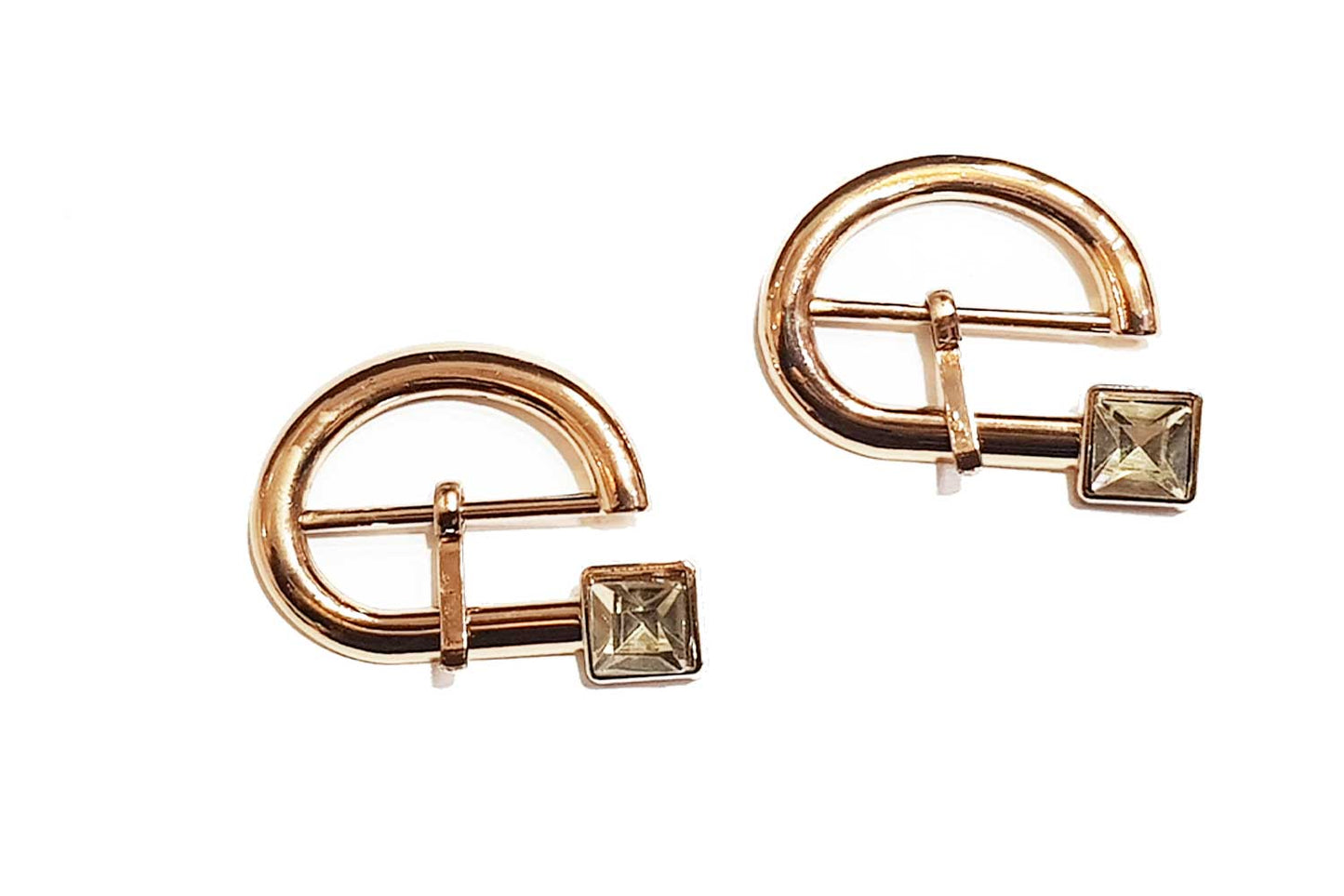 Suitable for belts, dresses, footwear, and crafts