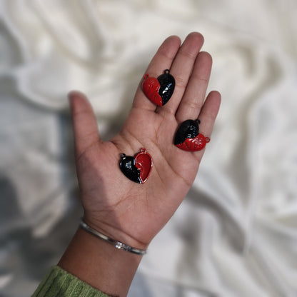 Heartbreak Shaped Magnectic Openable Charms 5 Pieces