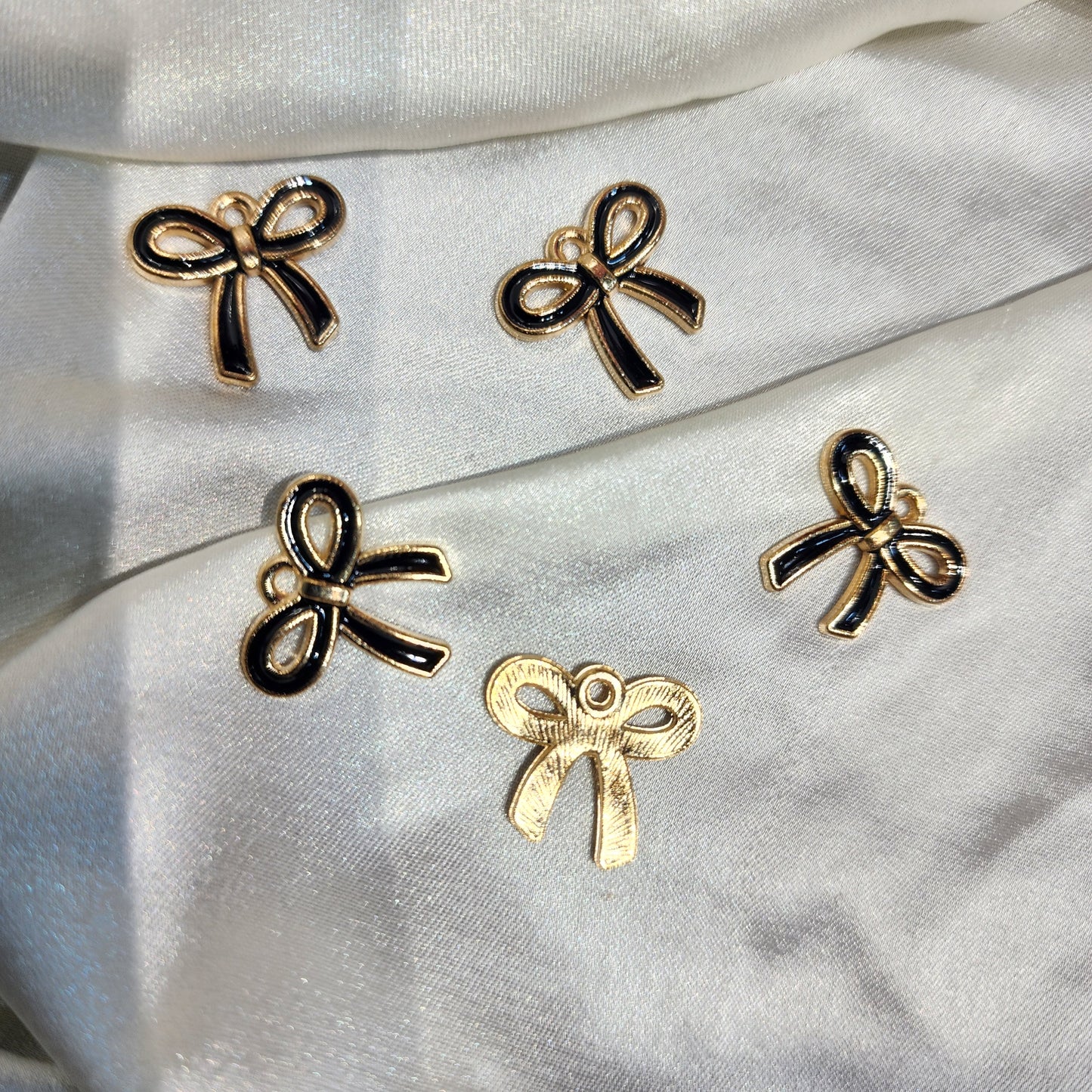 Bow Shaped Fancy Charms 5 Pieces