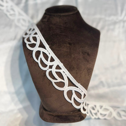White Openwork Oval Loop Lace Trim