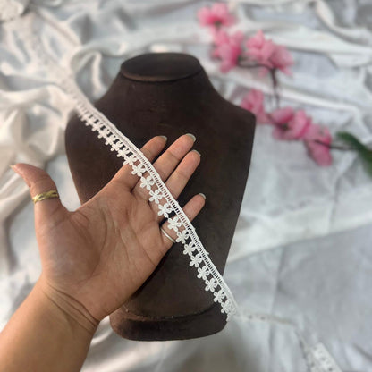Classic White Floral Style Lace Border