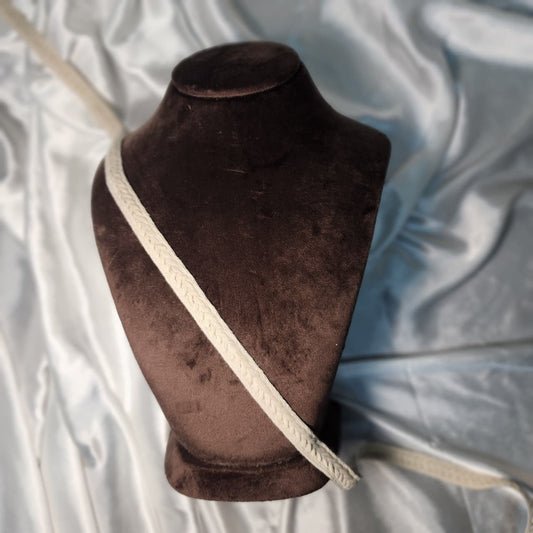Handmade Look Off-White Cotton Lace Trim