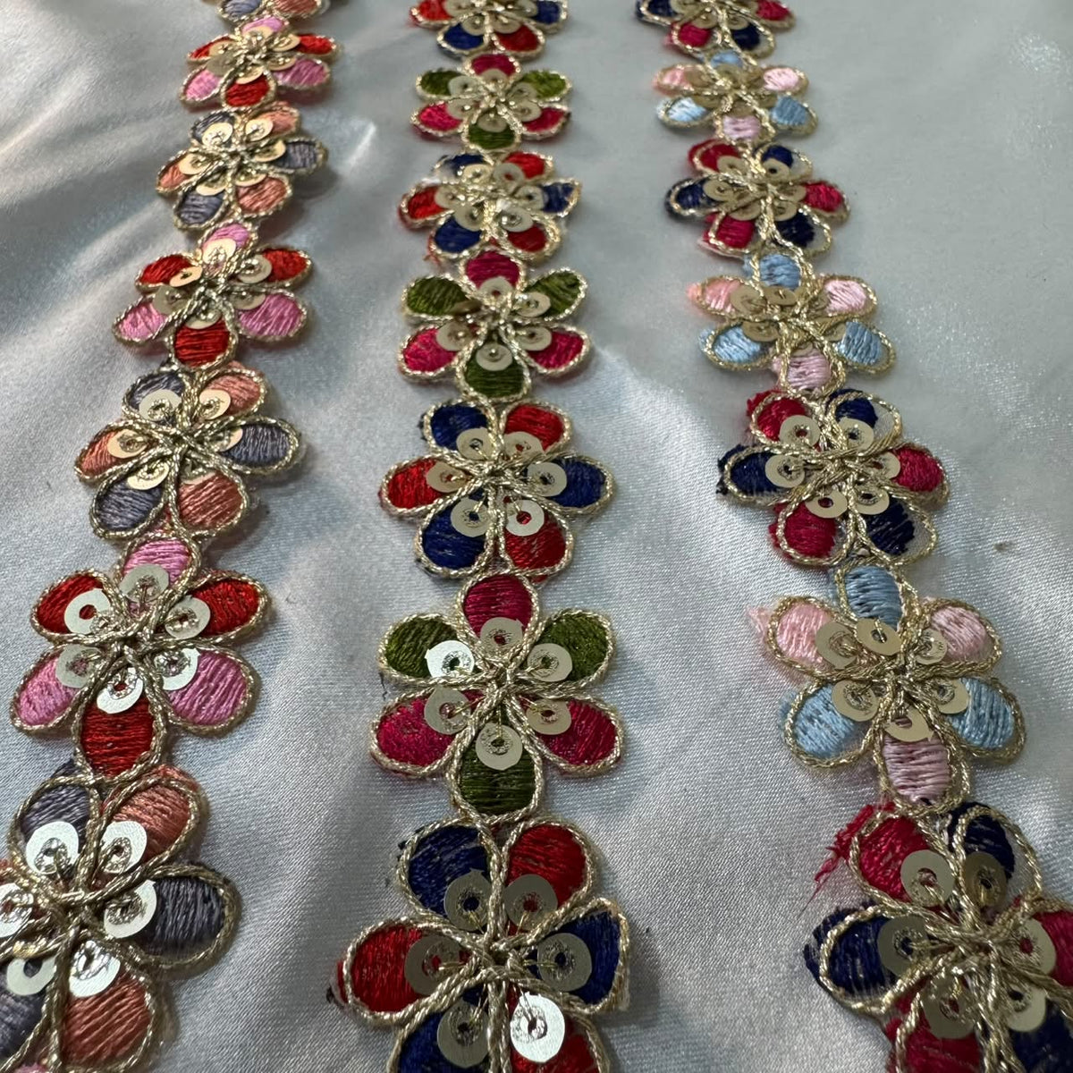 Designer Multicolor Floral Lace Border