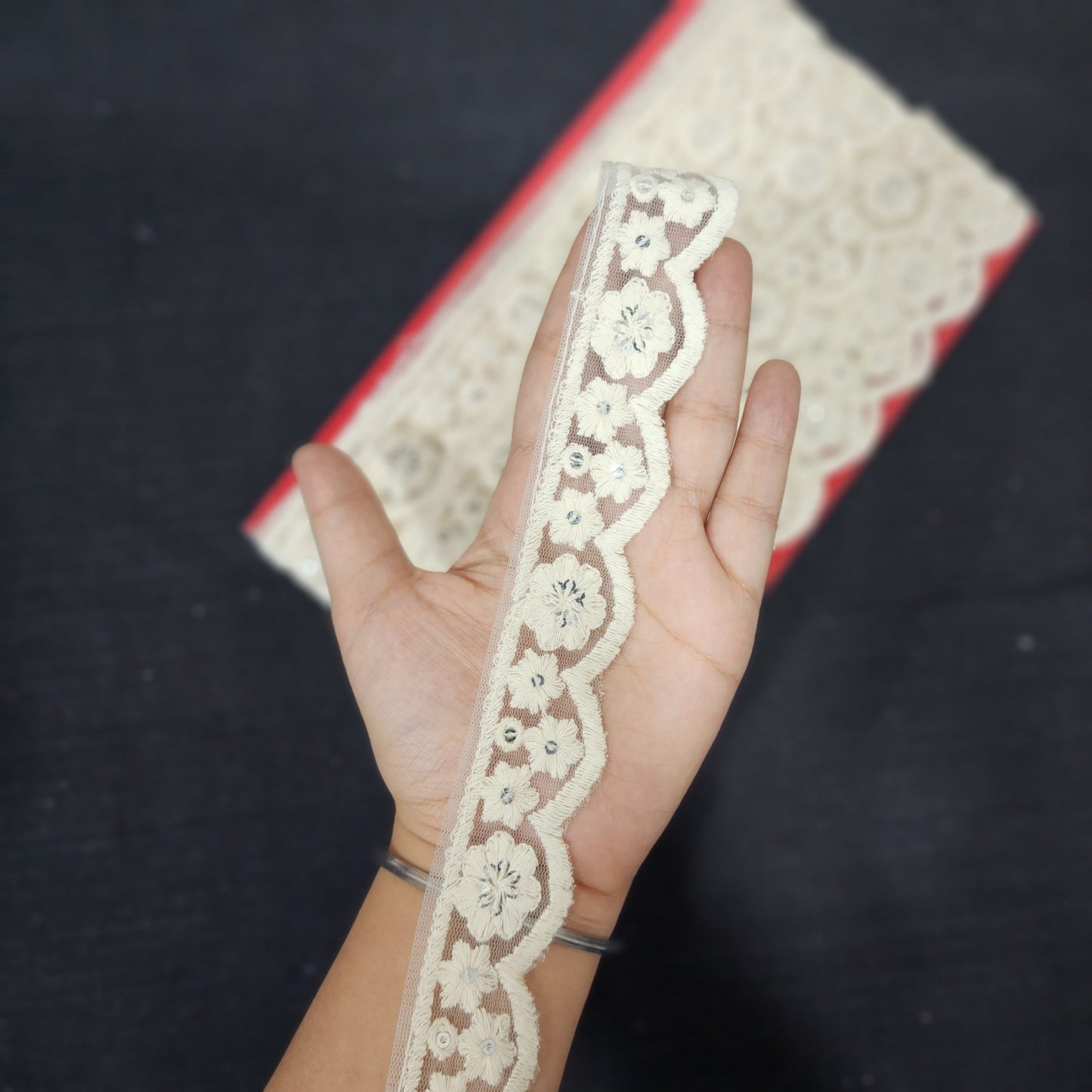 Dyeable Off white color Scallop Lakhnavi Lace
