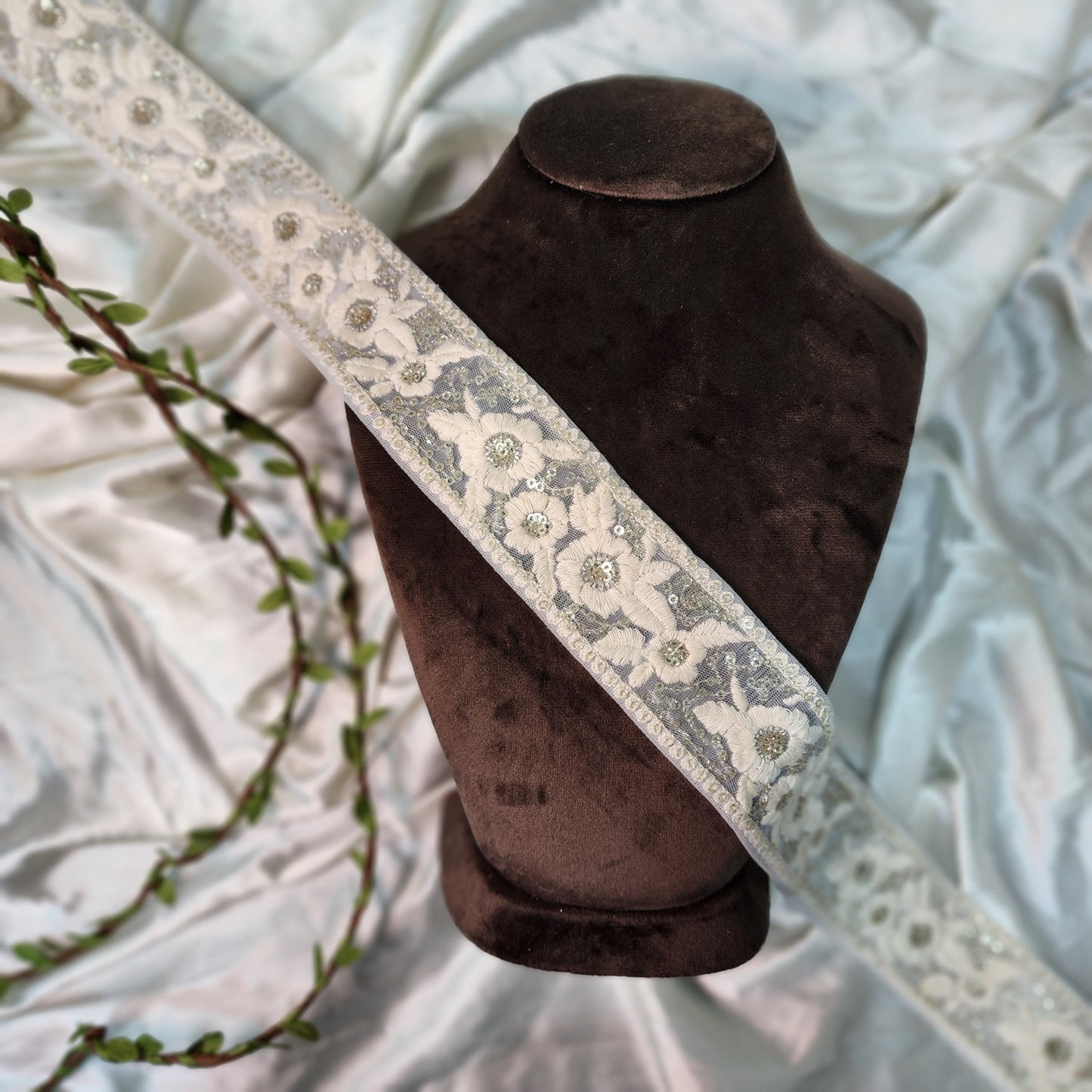 Off White color Net Base Lakhnavi Lace