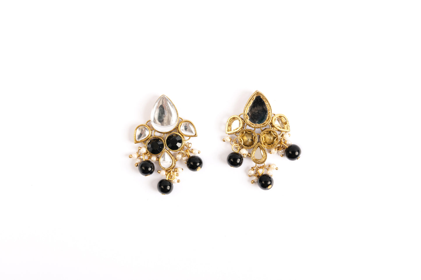 Elegant pearl and Kundan embellishment Buttons