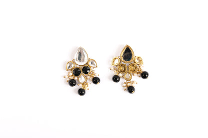 Elegant pearl and Kundan embellishment Buttons