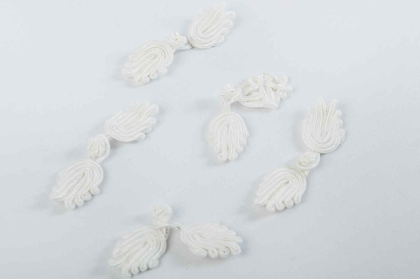 Traditional Chinese Frog Button with Five Loop Design