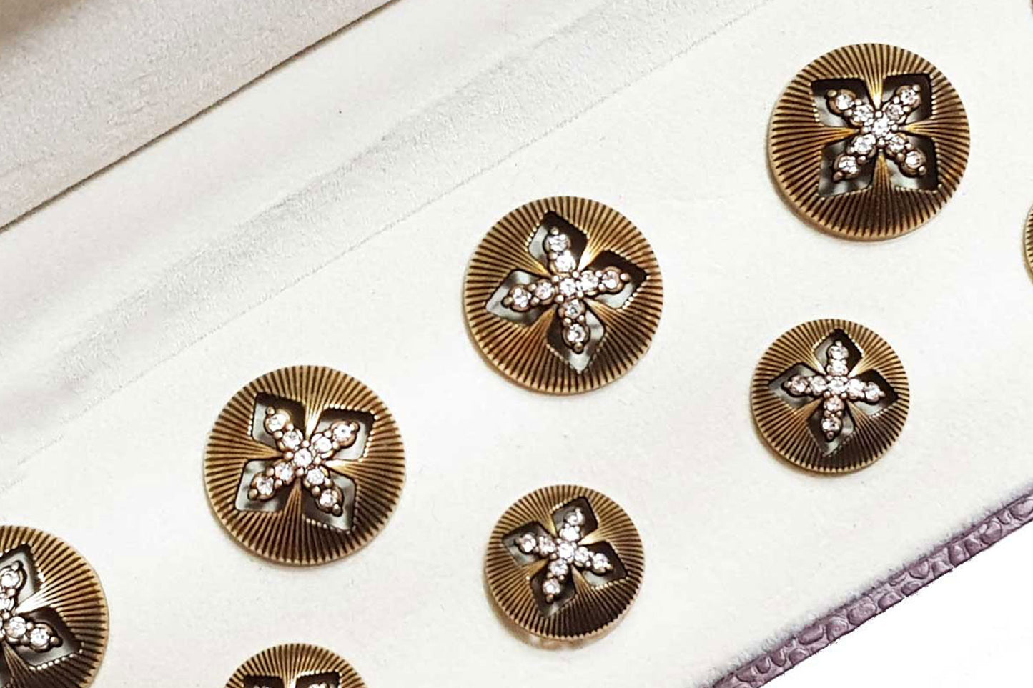 Antique Color Round Shape Metal Coat Buttons