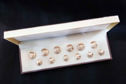 Golden Color Wings Embossed with Crown Round Shape Metal Coat Buttons