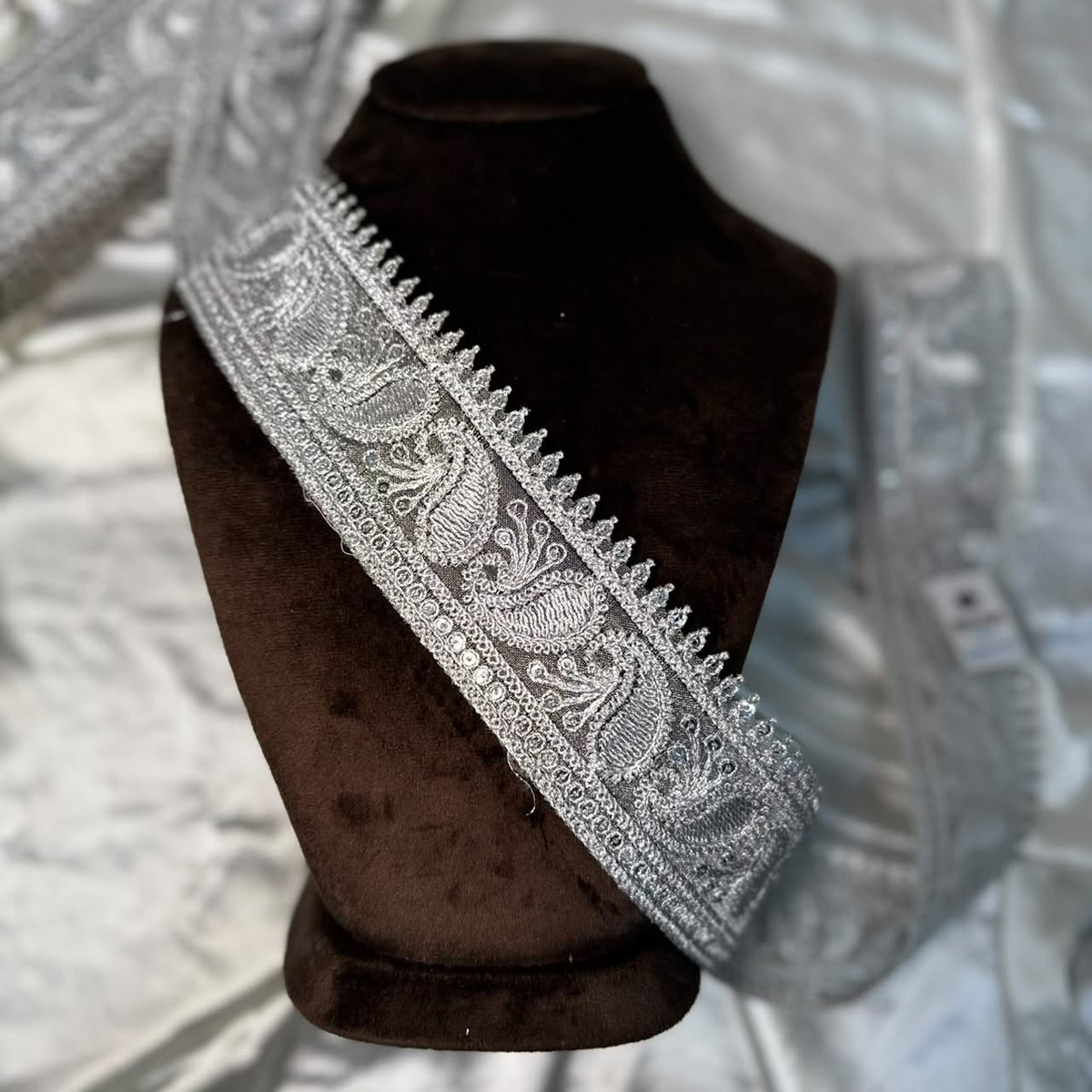 Royal Silver Threadwork Decorative Lace for Saree & Lehenga