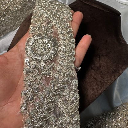 Floral Butti Embroidery Lace for Saree and Suit