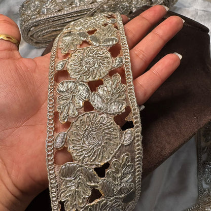 Intricate Floral Motif Zari Work Lace Border