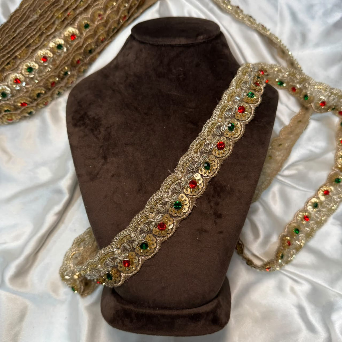 Floral Embroidery Lace Trim for Ethnic Wear and Wedding Outfits