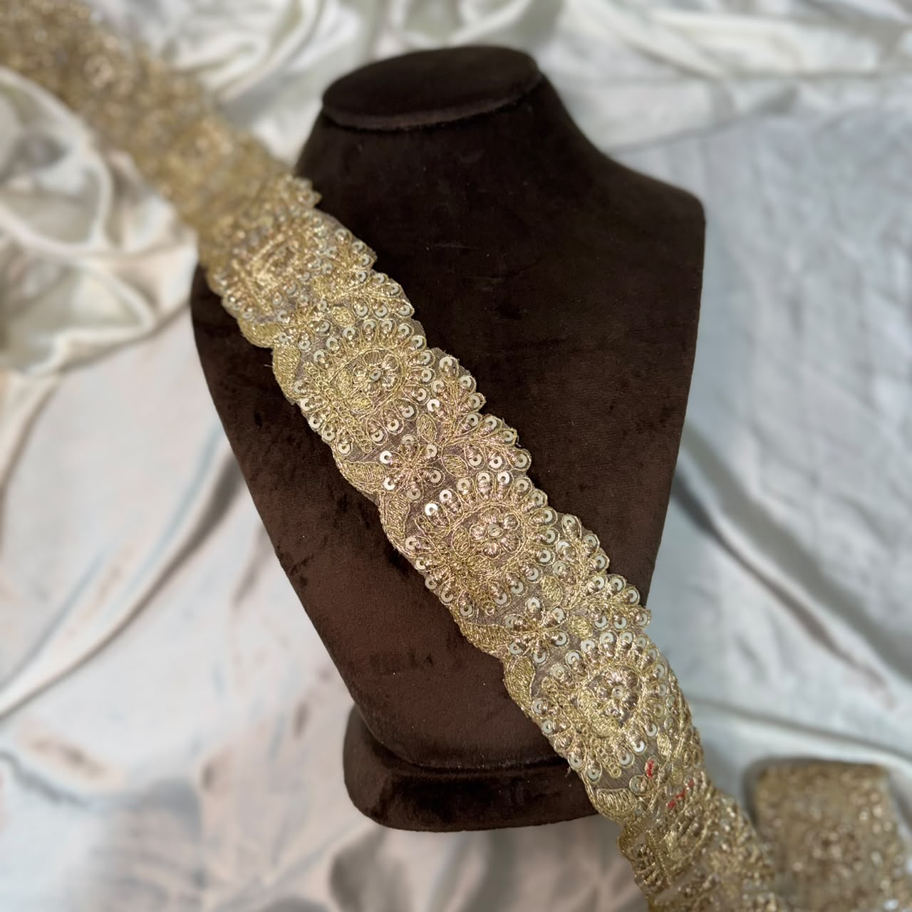 Luxury Floral Motif Machine work Border Lace