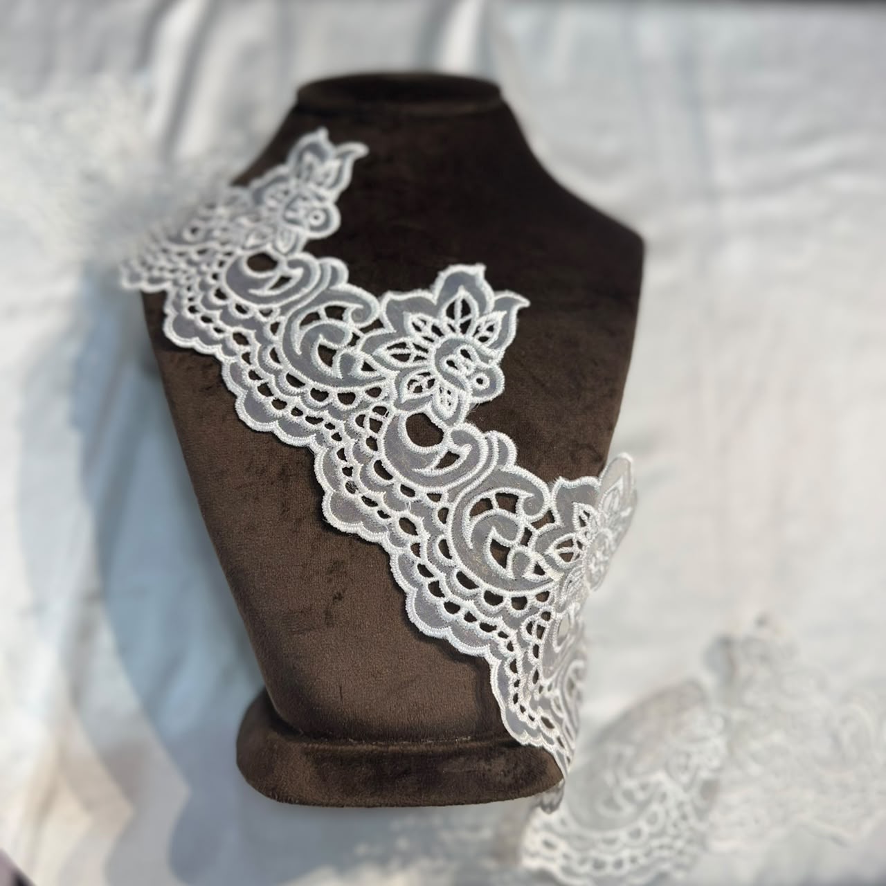 Classic White Floral Cutwork Lace Border