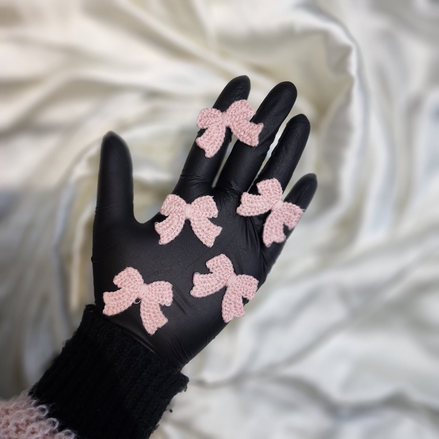 Set of 10 Gorgeous Bow Shaped Clothing Accessory Patches