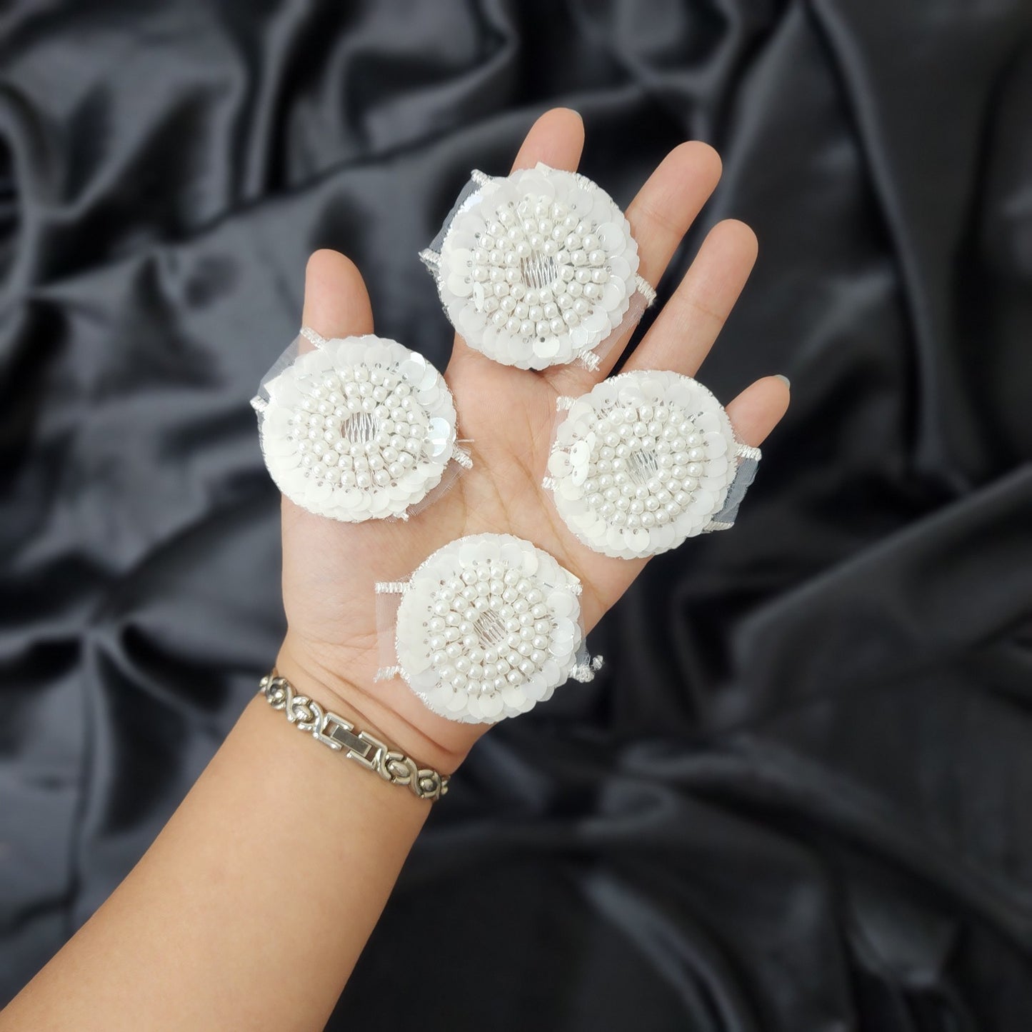 Pack Of 6 Pieces Sequins and Pearl work Round Patch