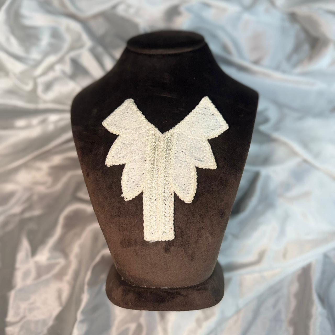 Dyeable Leaf Pattern Crochet Pocket Patch – Off White Brown