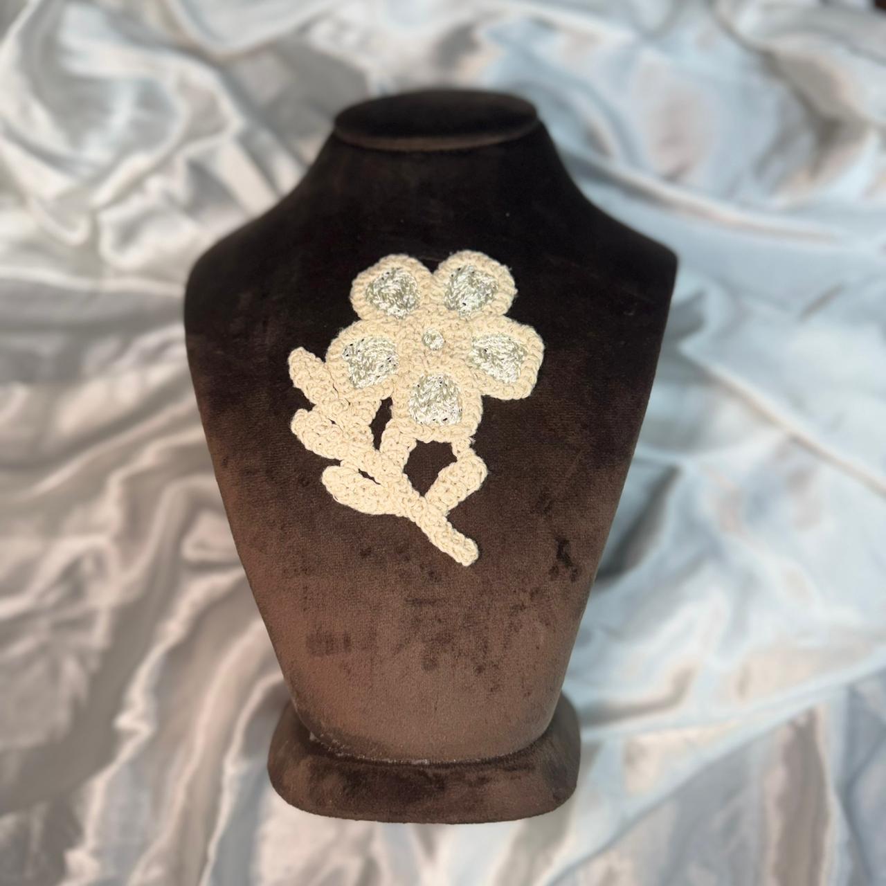 Decorative Dyeable Floral Pocket Applique Crochet Patch