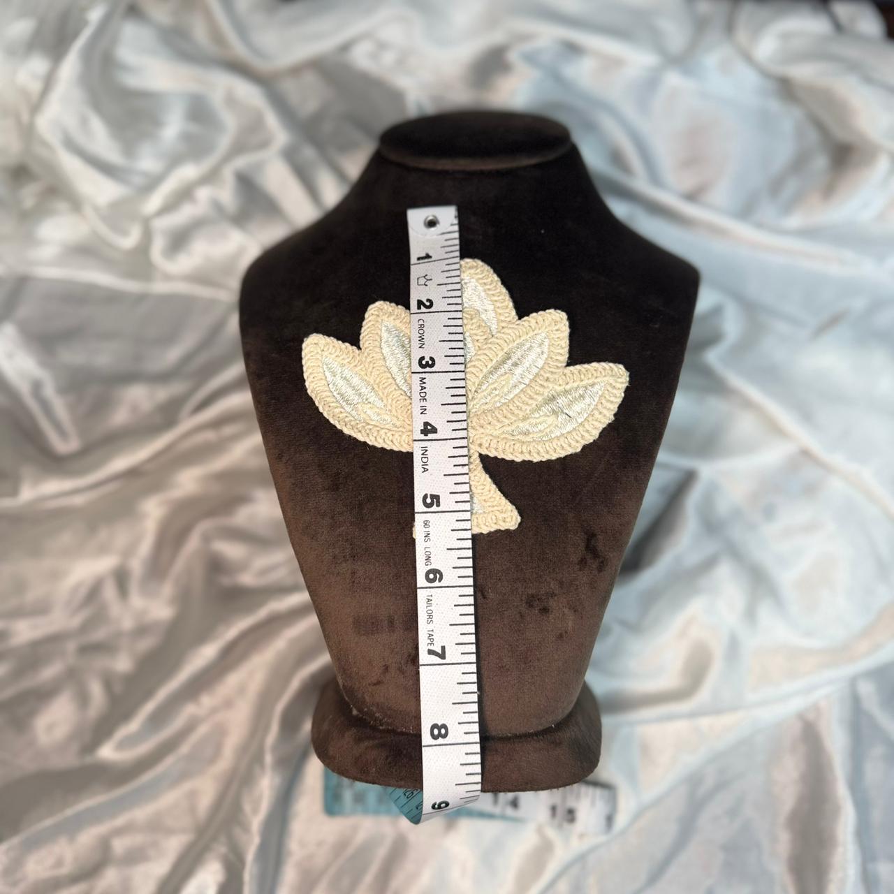 Dyeable Off White Brown Flower Applique Crochet Patch (2 Pcs)