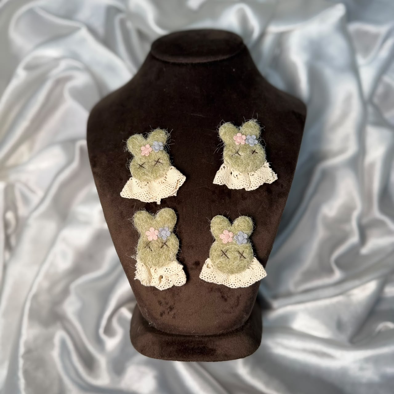 Cotton Lace Work Bunny Face Patch ( Pack of 5 Pieces )