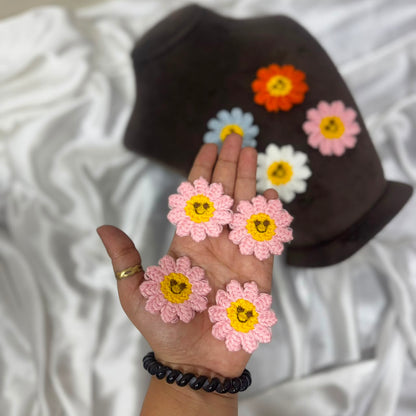 Cute Smiley Face Crochet Floweres for DIY Crafts & Accessories Patch (5 Pcs)