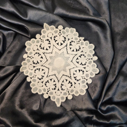 Elegant Floral Round Lace Embroidery Applique Patch (1 piece)