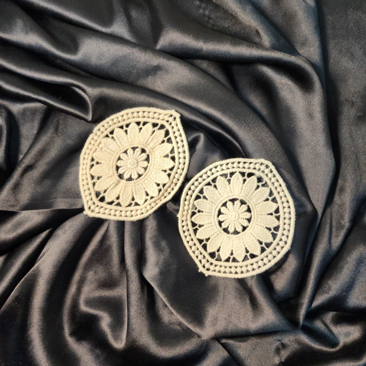 Floral Leaf Lace Applique Patches (2 piece)