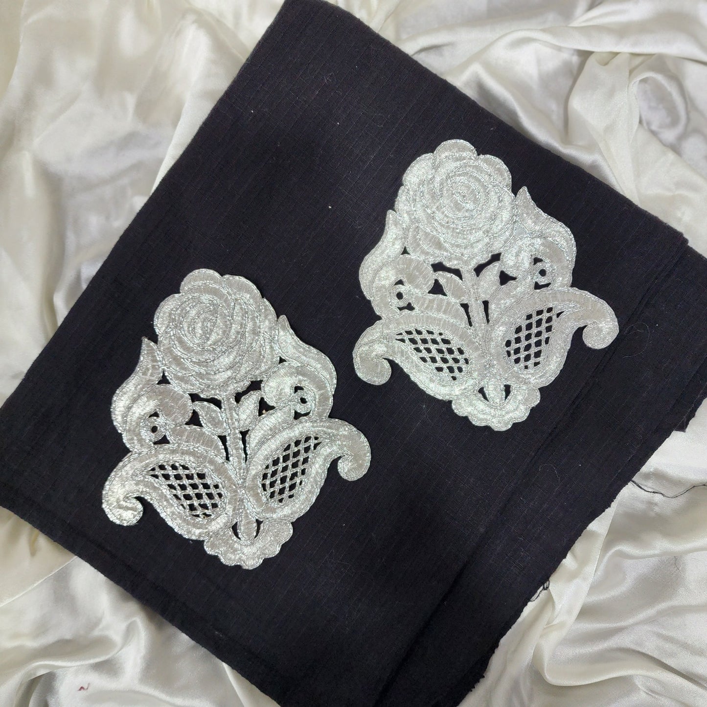 Set of 4 Pcs Silver Rose shape Zari work Patch