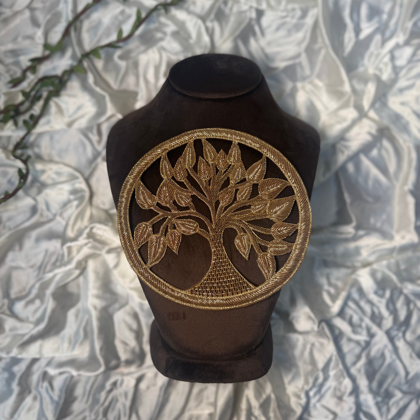 Round Antique color Tree Design Handwork Patch