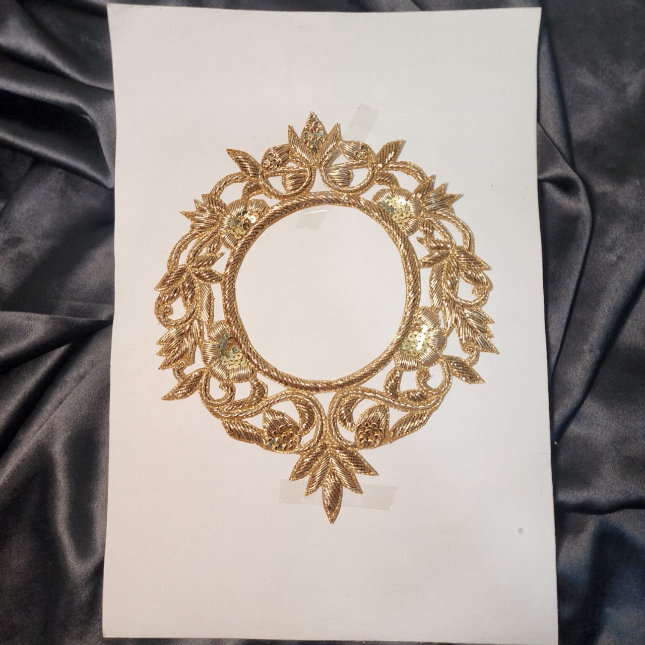 Floral Round Embroidery Applique Patch (1 Piece)
