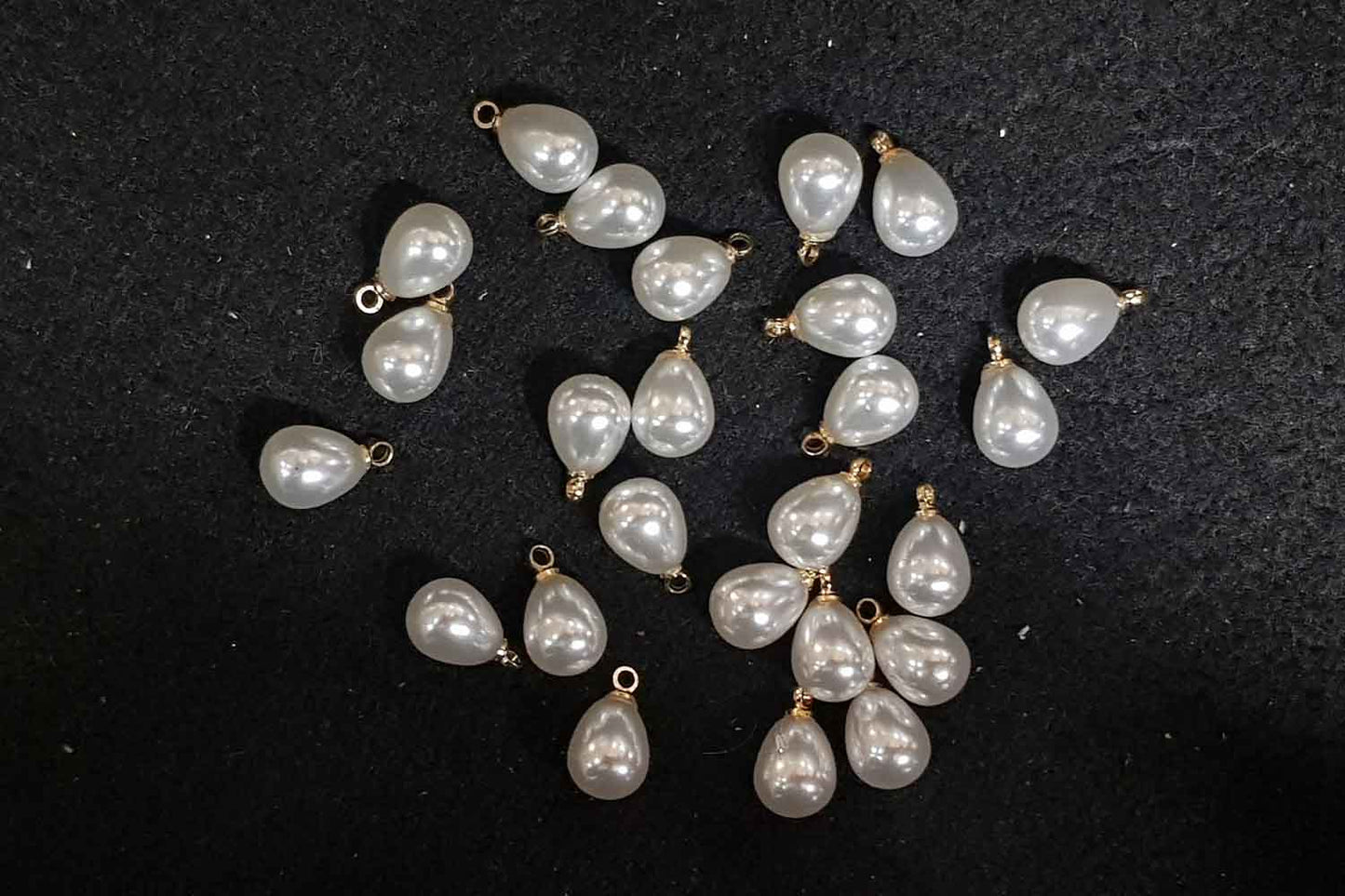 Pack of 20 Pieces White Color Drop Shape Pearl Buttons