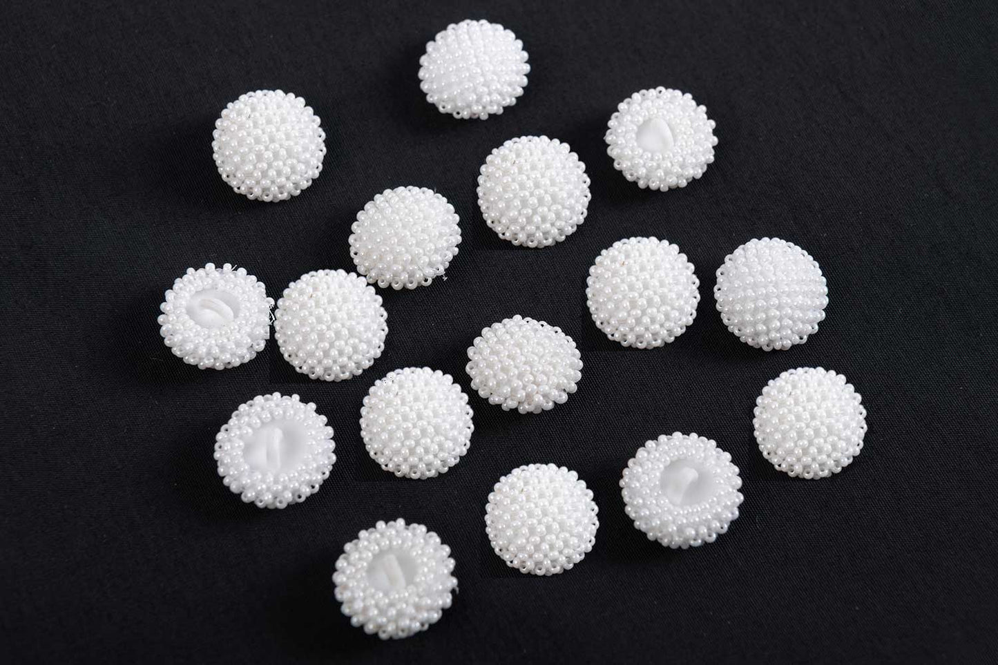 Pearl work Round Shape Light Weight Buttons