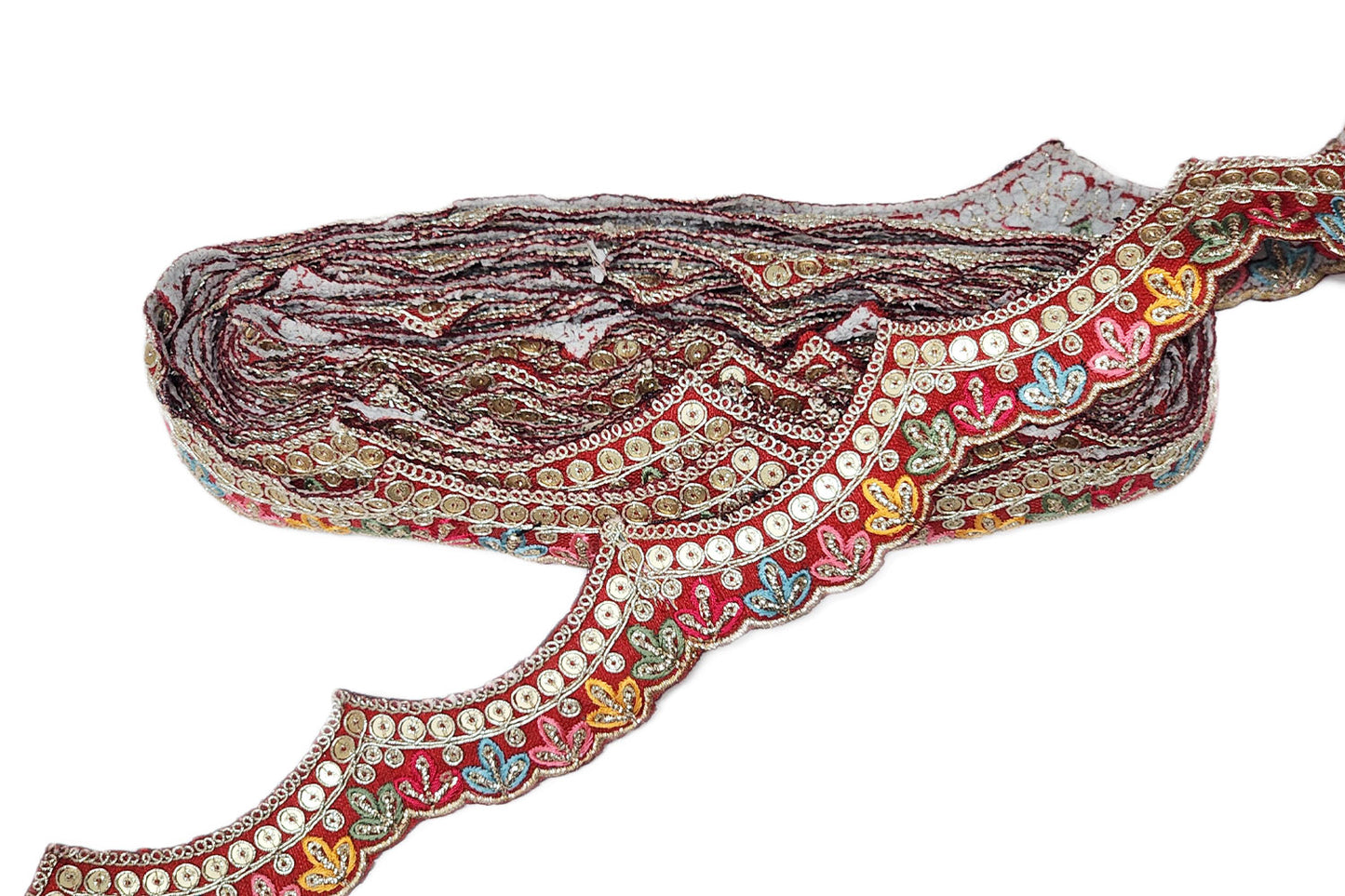 Thread Work Scallop Lace Border